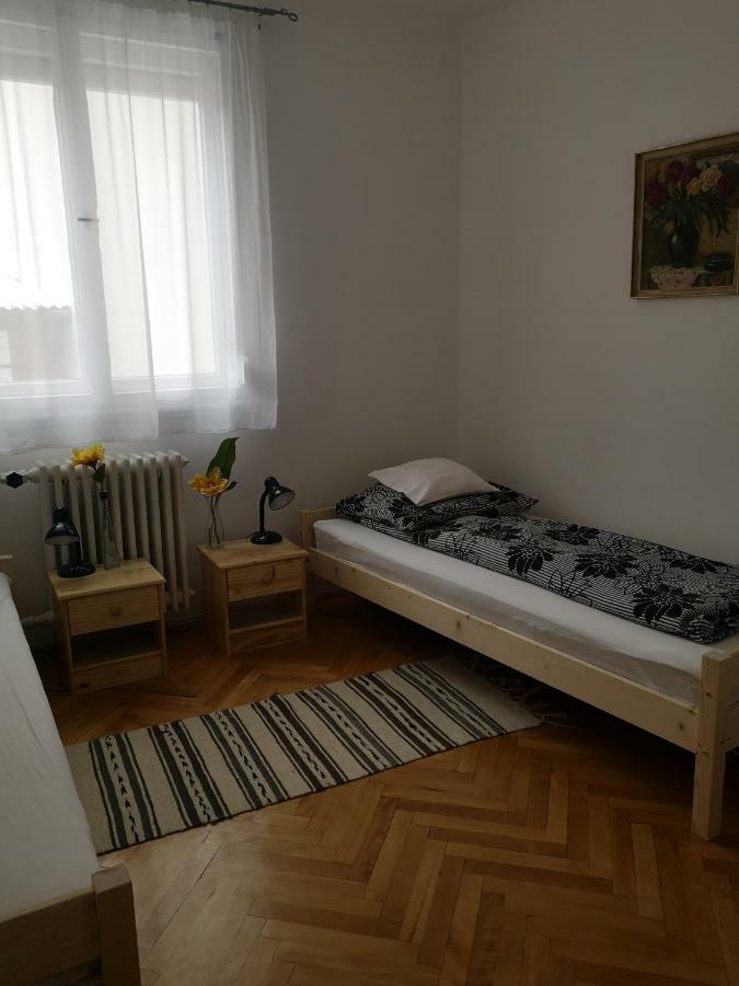 Dora Apartman Hotel Eger Zewnętrze zdjęcie